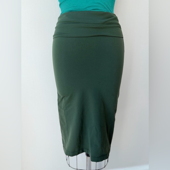 Wolford Dresses & Skirts - Wolford dark green skirt Size S/P